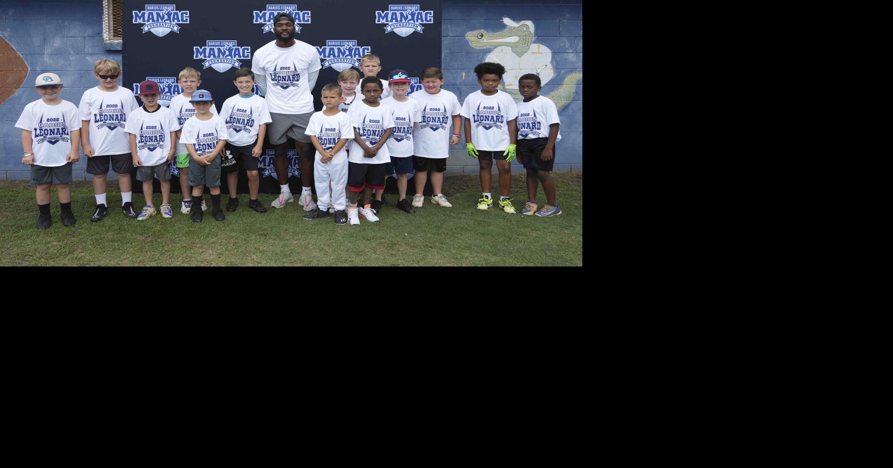 PHOTOS: Darius Leonard Youth Football Camp / Hilltop Park Ribbon