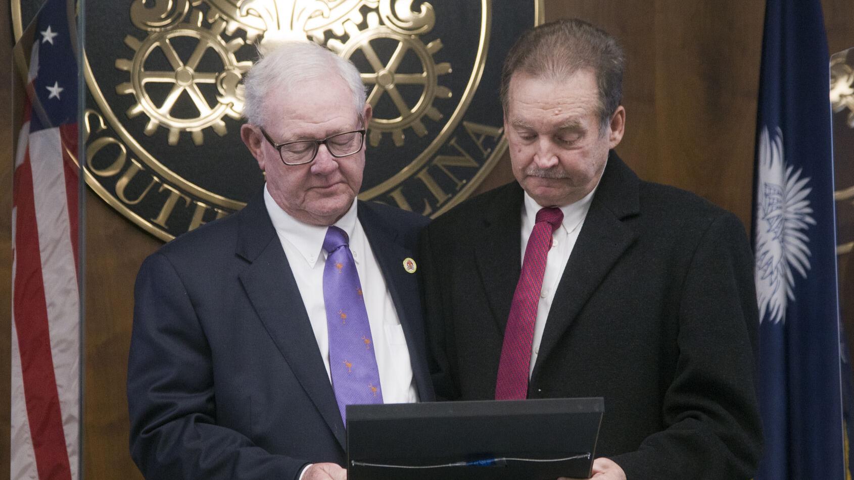 Florence County Council surprises Mitchell Kirby with resolution - Vimarsana News