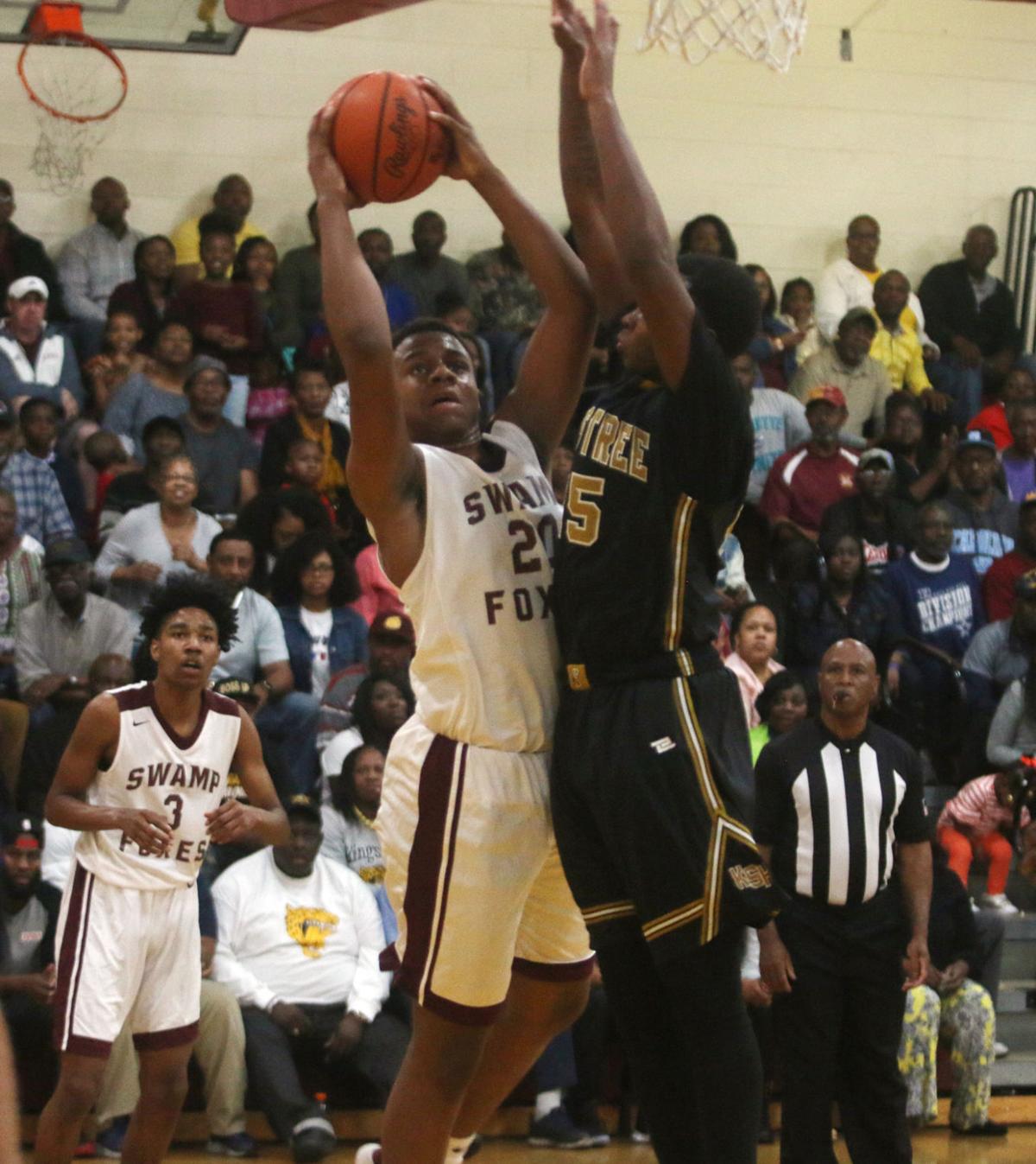 Marion boys turn back Kingstree to reach Class 2A lowerstate final