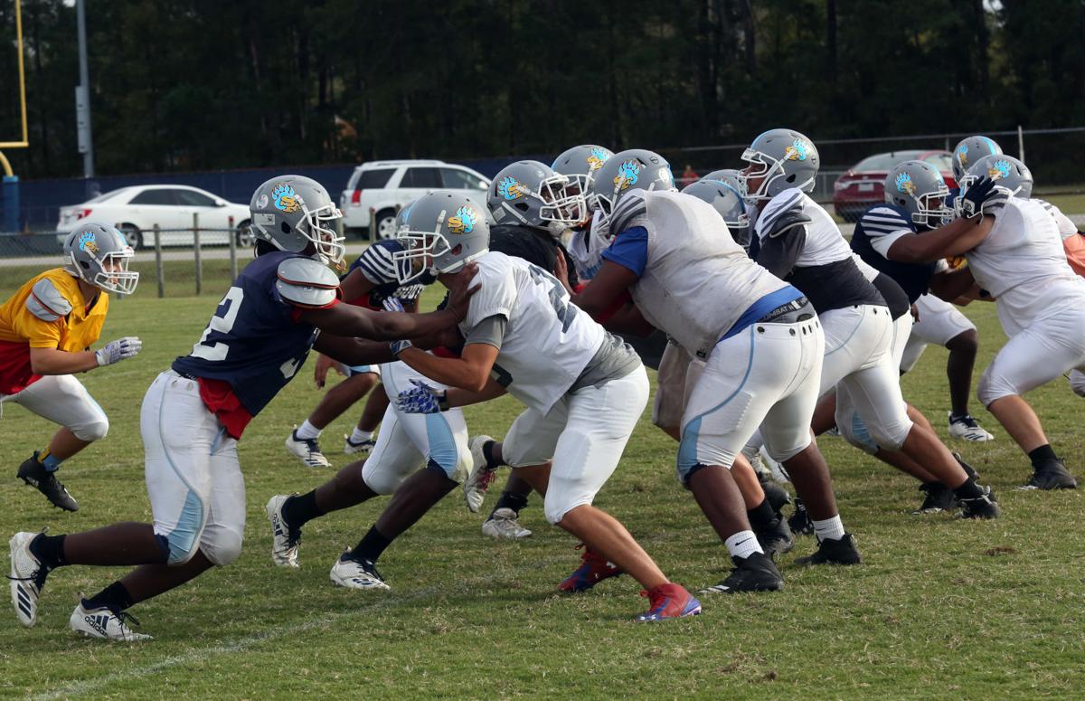 South Florence Football Prepares For West Florence Gallery