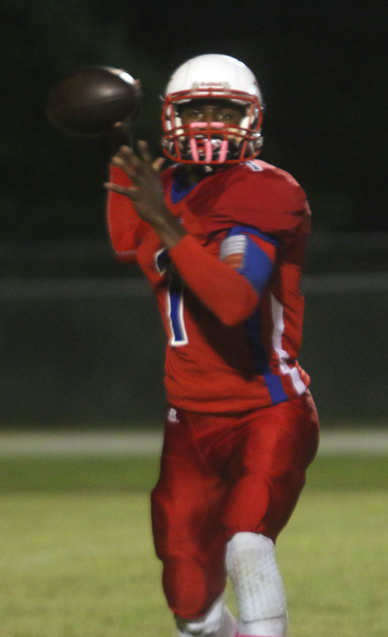 Mullins football players announce signings Sports