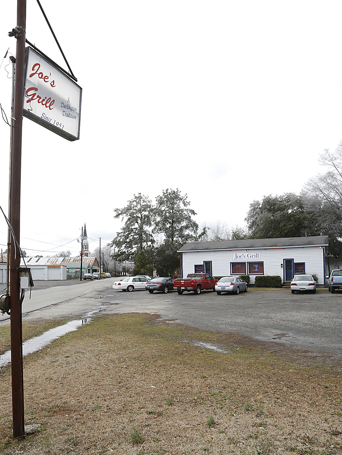 Owner of Joe’s Grill in Darlington ready to quit, ‘have a life’ Local