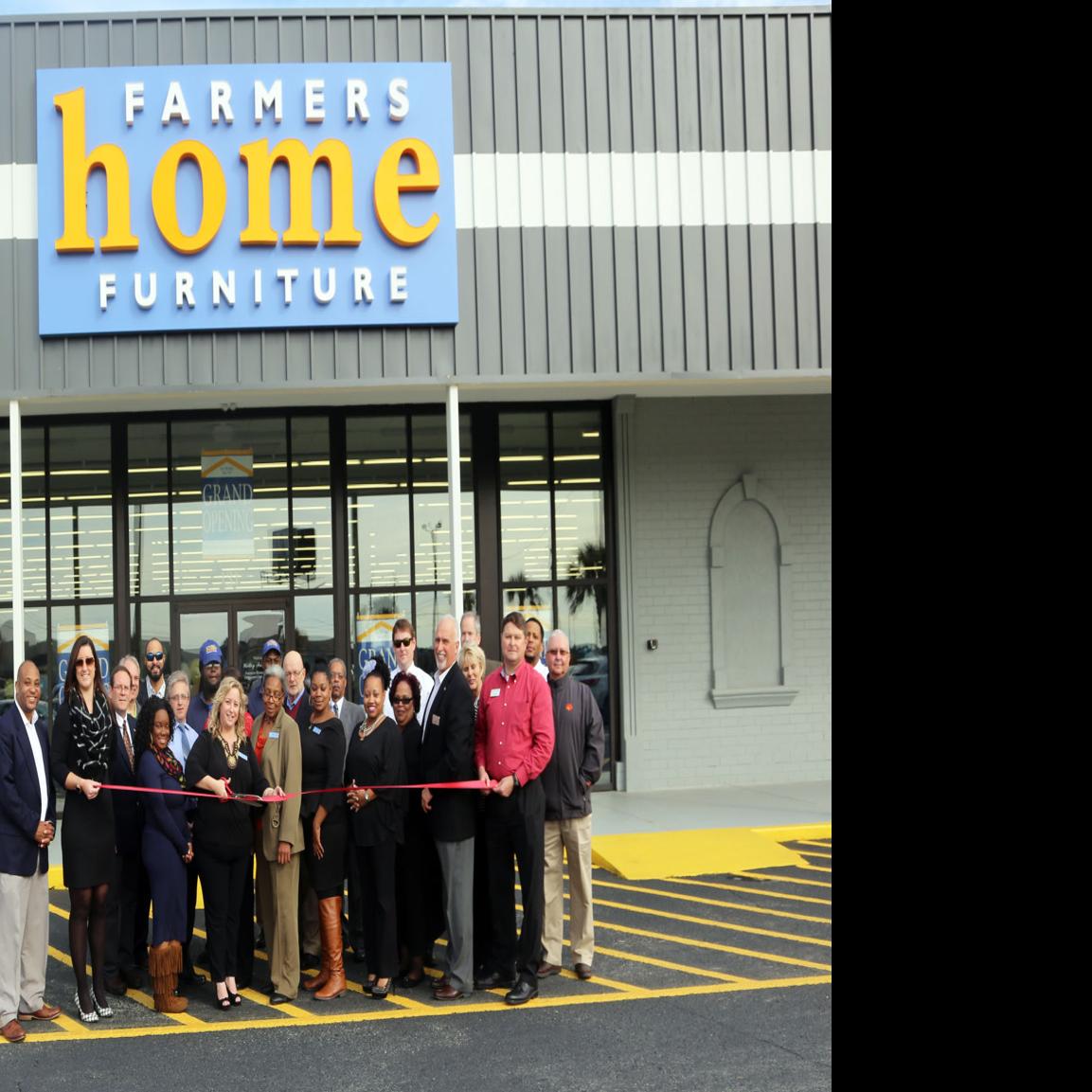 Farmers Home Furniture Opens In Florence Business Scnow Com