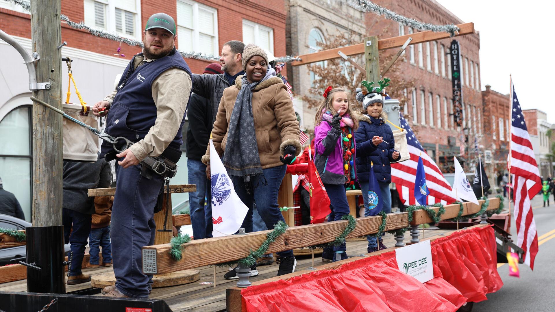 Christmas Paradesflorence County And Darlington County 2022 Florence Christmas Parade Scheduled For Dec. 18 | Local News | Scnow.com