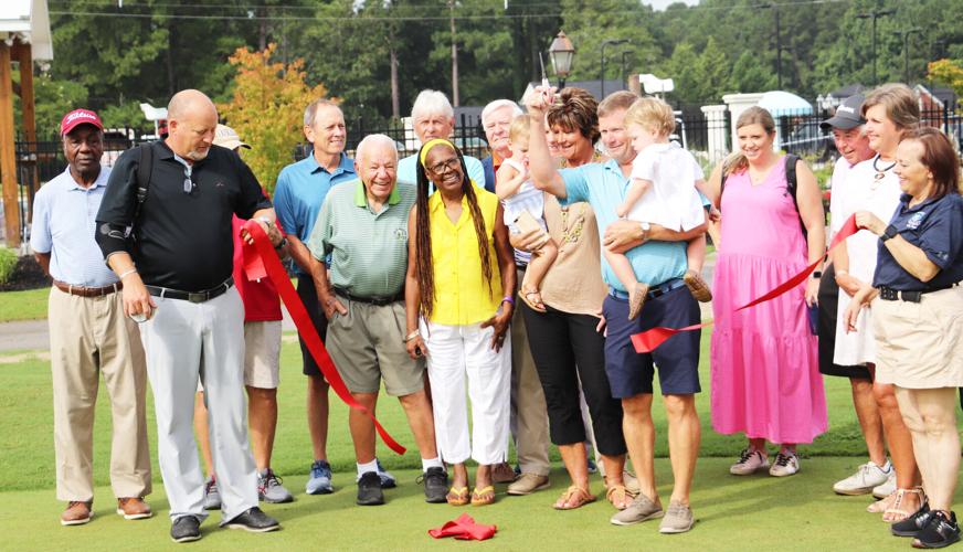Darlington Country Club holds ribbon cutting for new putting green