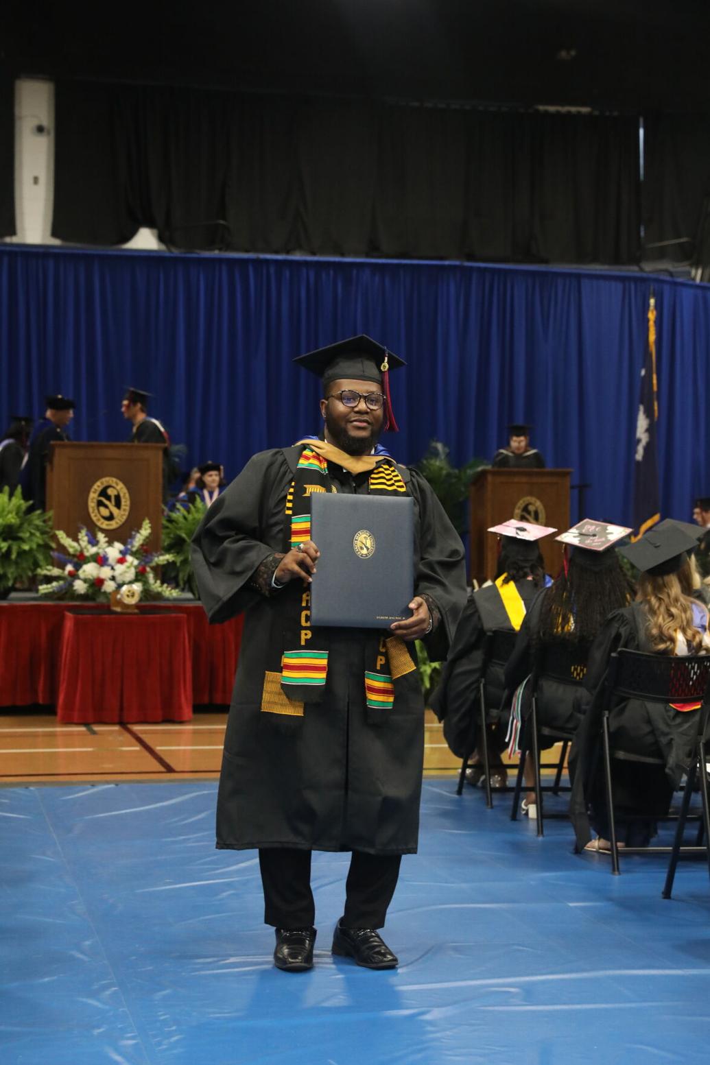PHOTOS FMU Graduation
