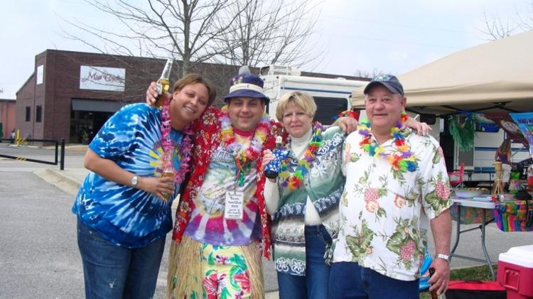 Jimmy Buffett concert draws devoted fans to Columbia | State & Region Why Are Jimmy Buffett Fans Called Parrotheads