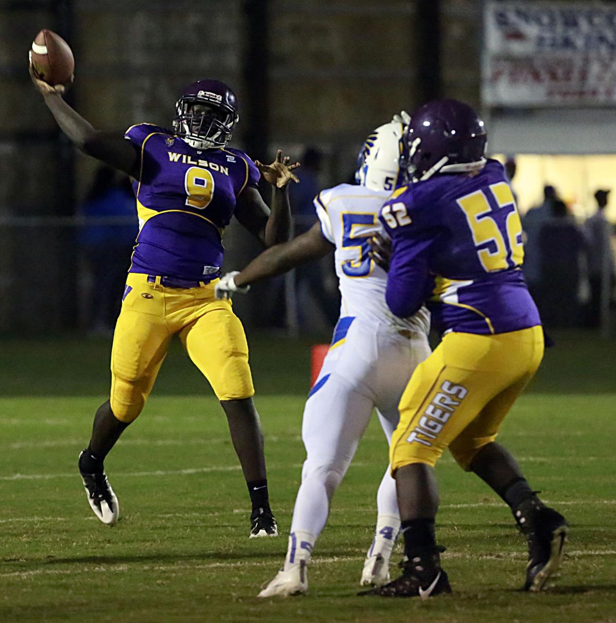 Wilson Tigers vs. North Myrtle Beach Chiefs Football ...
