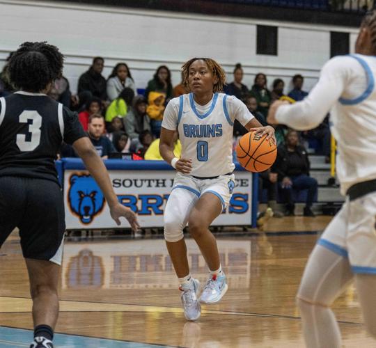 South Florence girls roll past Marlboro County in battle of top-10 squads