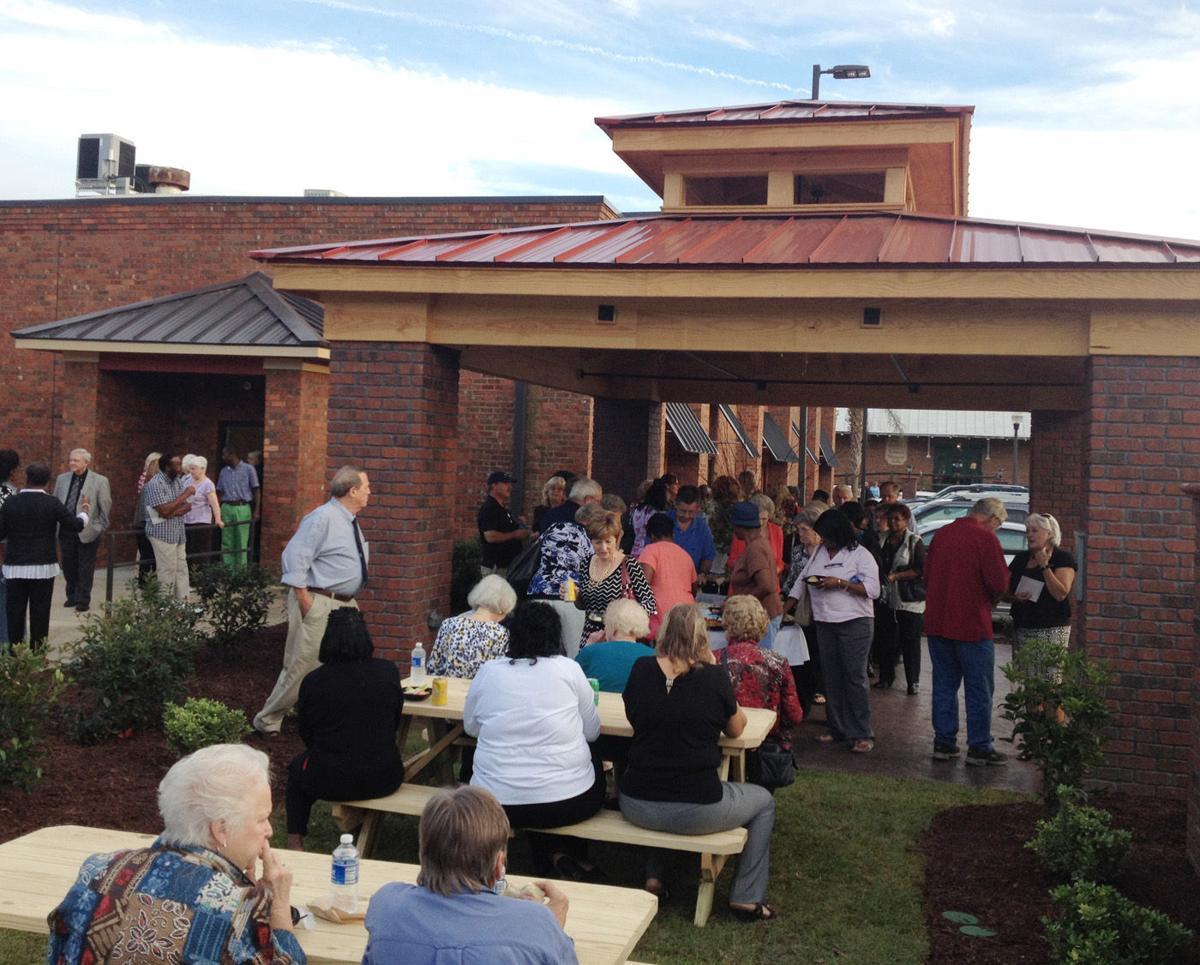 City of Mullins public to new look City Hall Local News