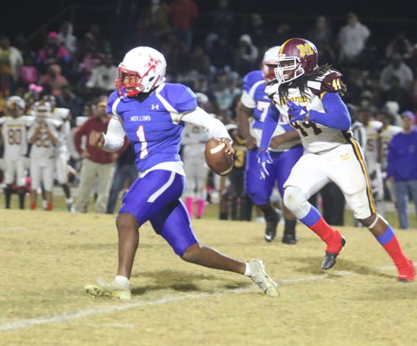 Marion shuts out rival Mullins 48-0 in 15th annual Anderson Brothers Bank Tobacco Bowl