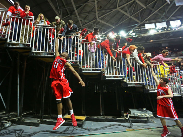 BACKTOBACK Hartsville repeats as 3A champs Sports