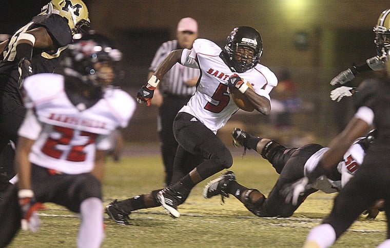 Hartsville vs Manning Football | High School | scnow.com