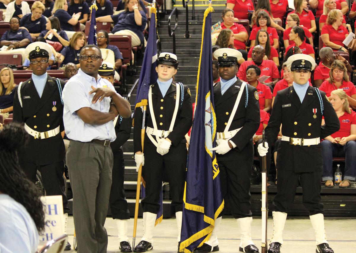 Florence School District One welcomes teachers back to school