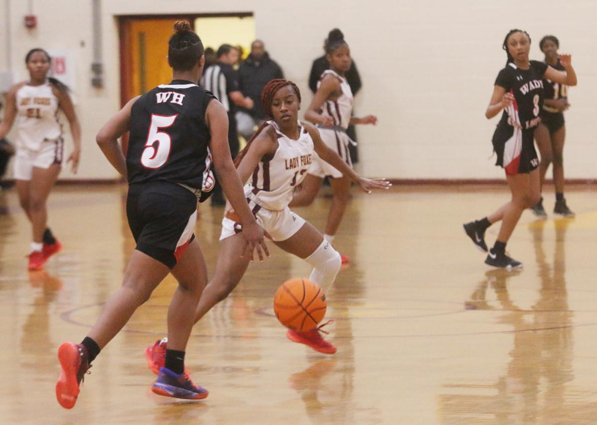 marion-vs-wade-hampton-girls-basketball