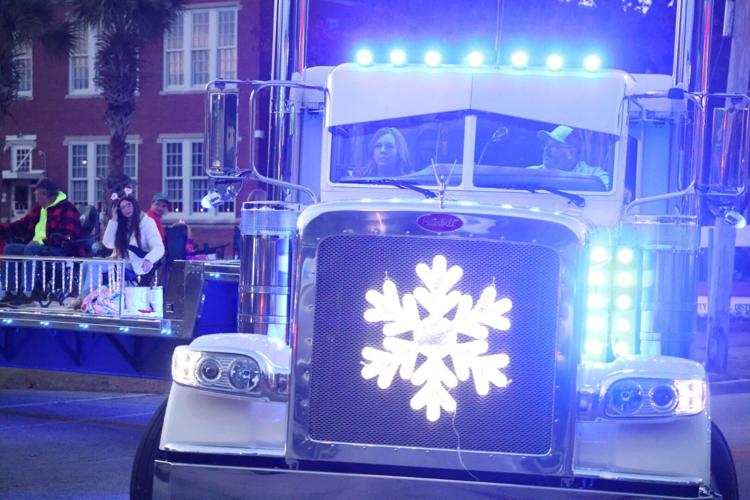 City of Marion celebrates Christmas