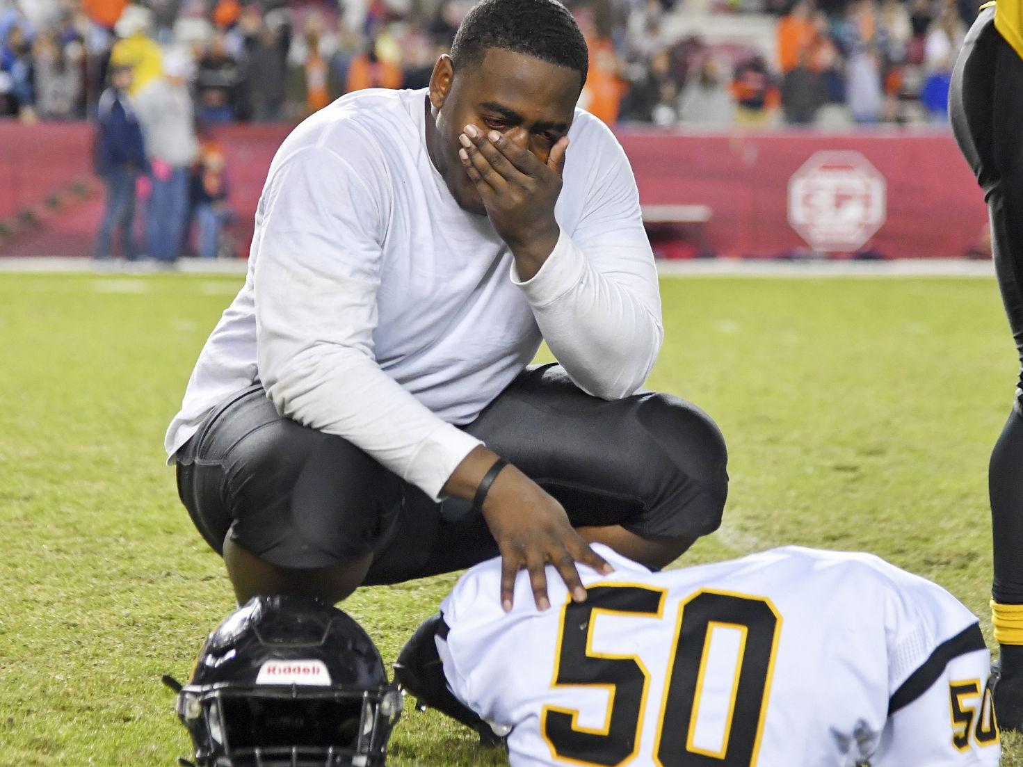 Dillon Loses 44 14 To Chapman In Schsl Class 3a State Football