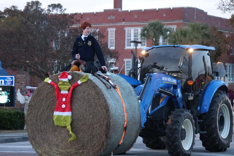 City of Marion celebrates Christmas