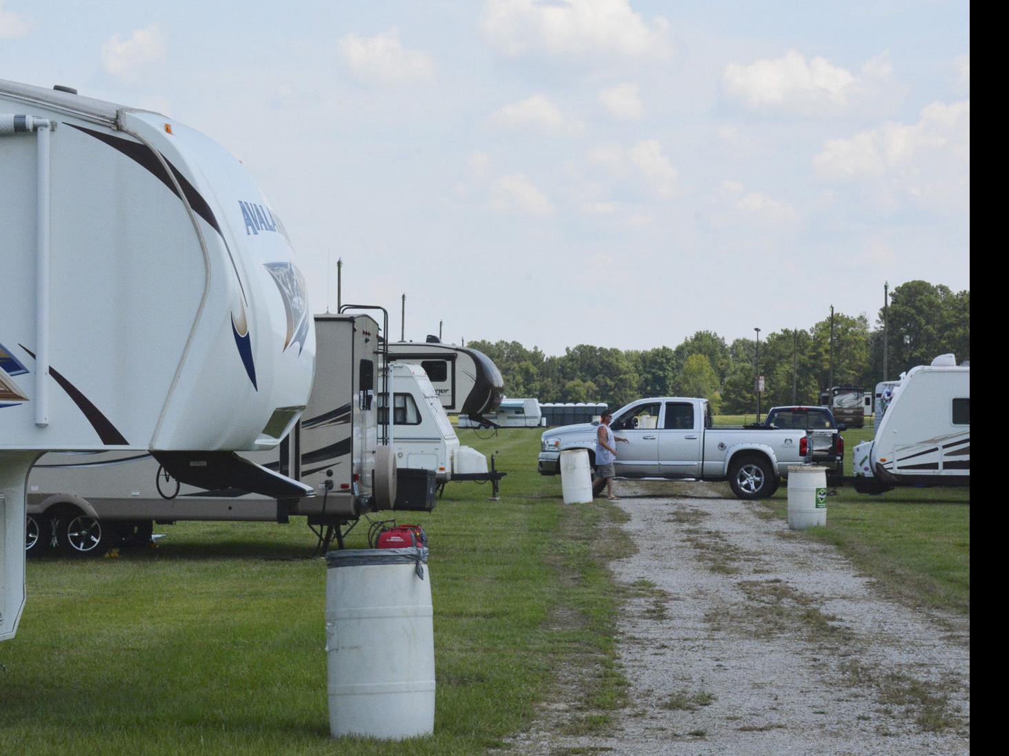 Southern 500 Raceway Entrances Parking Lots Are Hot Spots For Weekend Traffic Latest Headlines Scnow Com