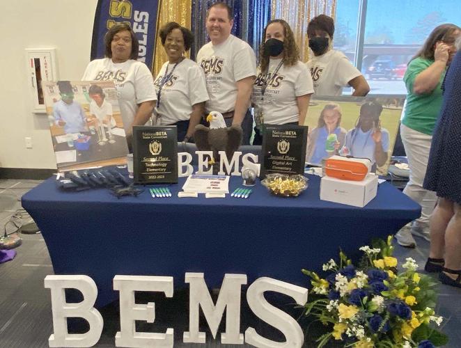 More than 200 candidates attend Darlington County School District