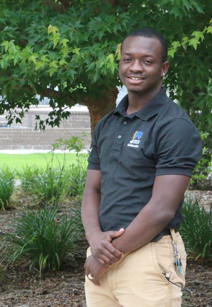 Entrepreneur opens mobile car wash at 17 - SCNow