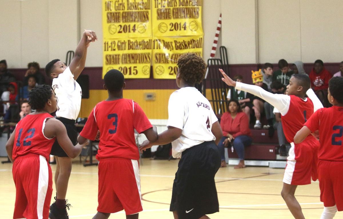 Marion Recreation hosts youth basketball district championships