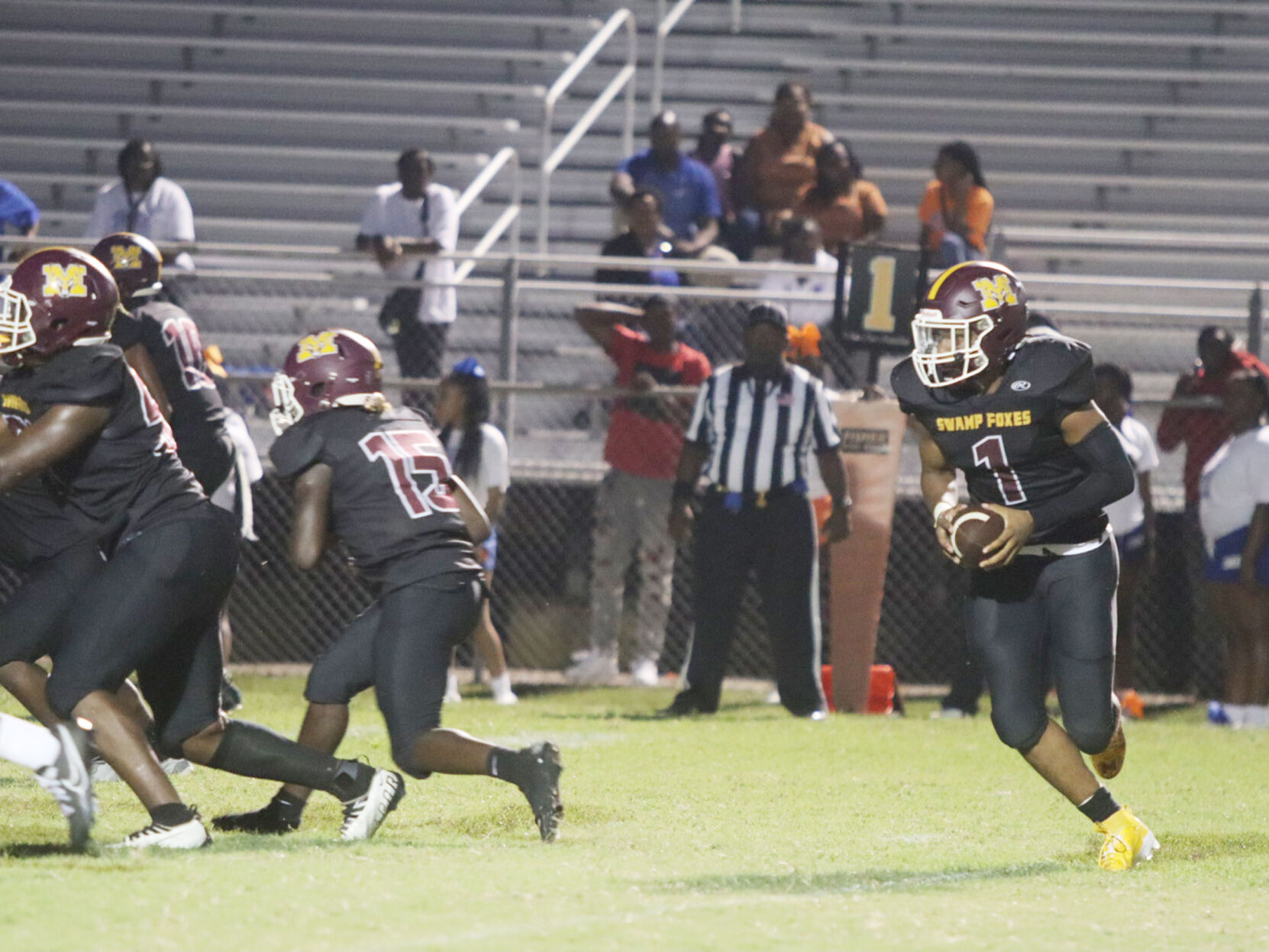 Marion Swamp Foxes Dominate Hemingway in 53-0 Shutout Victory with Cusack’s Stellar Performance