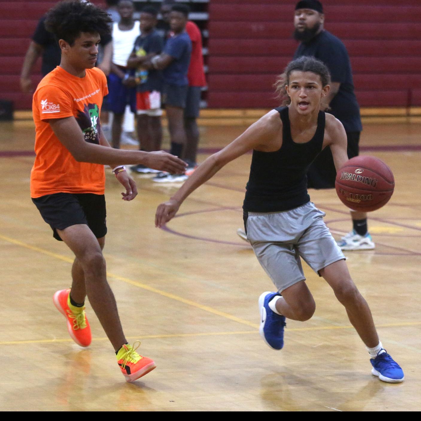 Basketball Camp Draws 160 At Marion High Local News Scnow Com