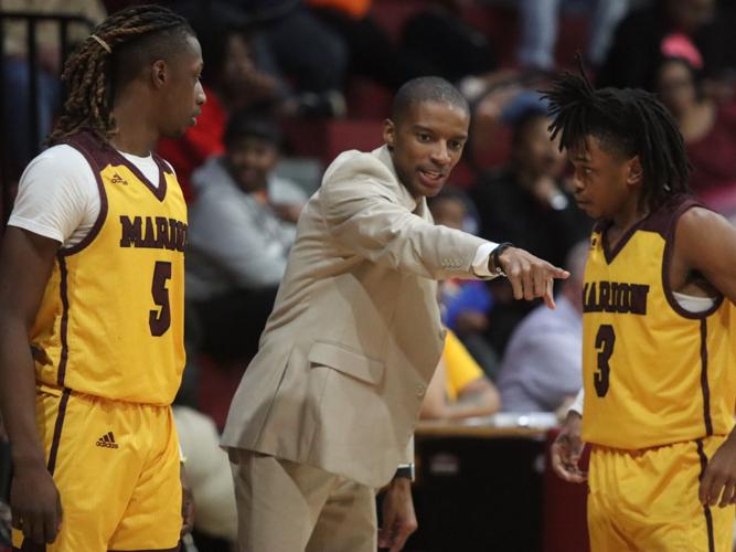 Marion cruises 63-37 over Central in playoff opener