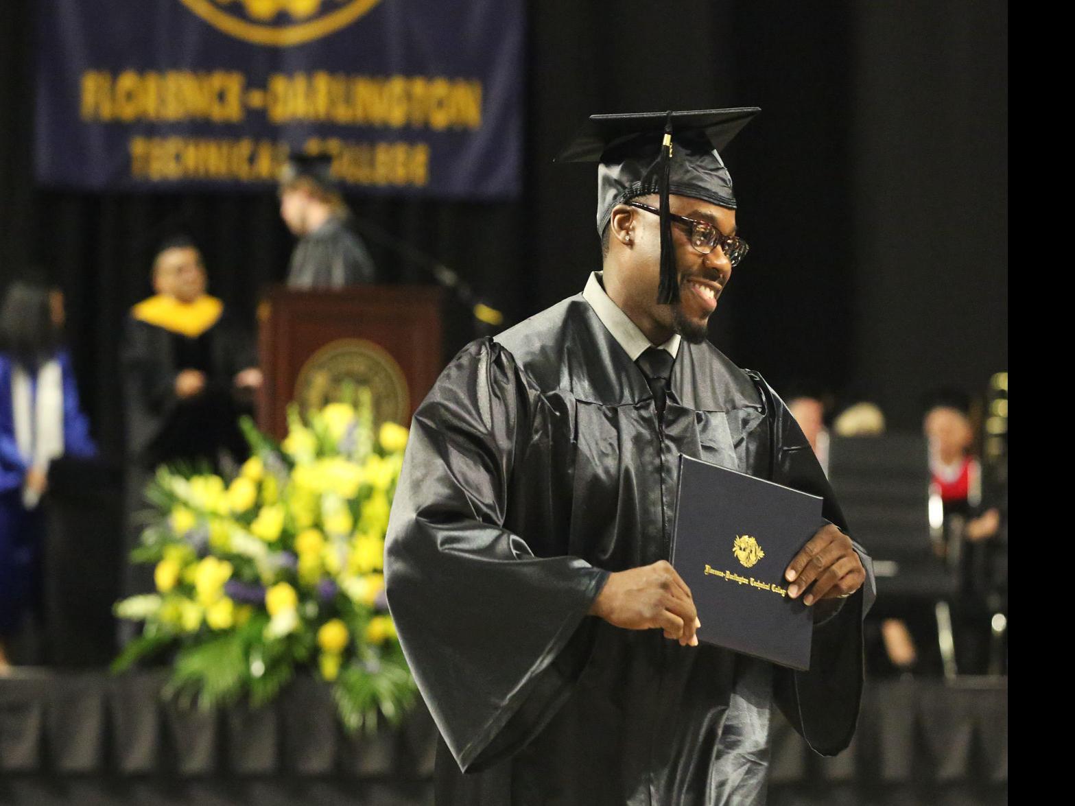 Florence Darlington Tech Awards Nearly 500 Degrees Local News Scnow Com