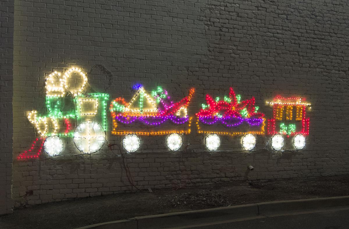Christmas Light Displays around Florence | Entertainment | scnow.com
