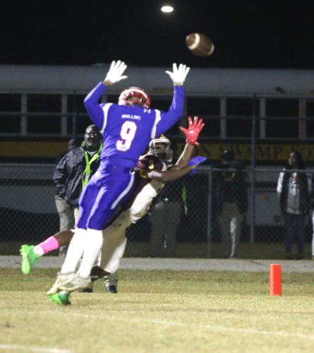 Marion shuts out rival Mullins 48-0 in 15th annual Anderson Brothers Bank Tobacco Bowl