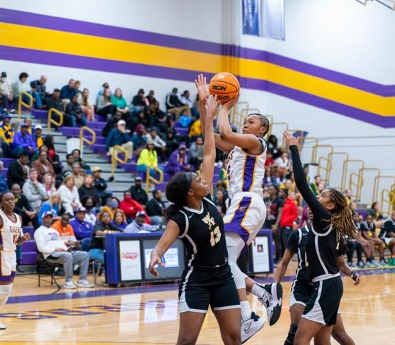 Wilson boys rally past West Florence as Tigers sweep