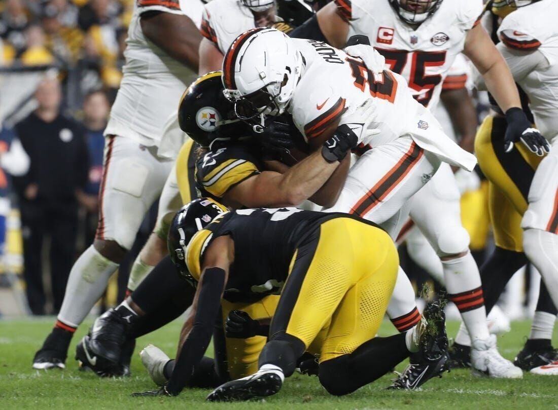 Steelers safety Minkah Fitzpatrick escapes serious injury