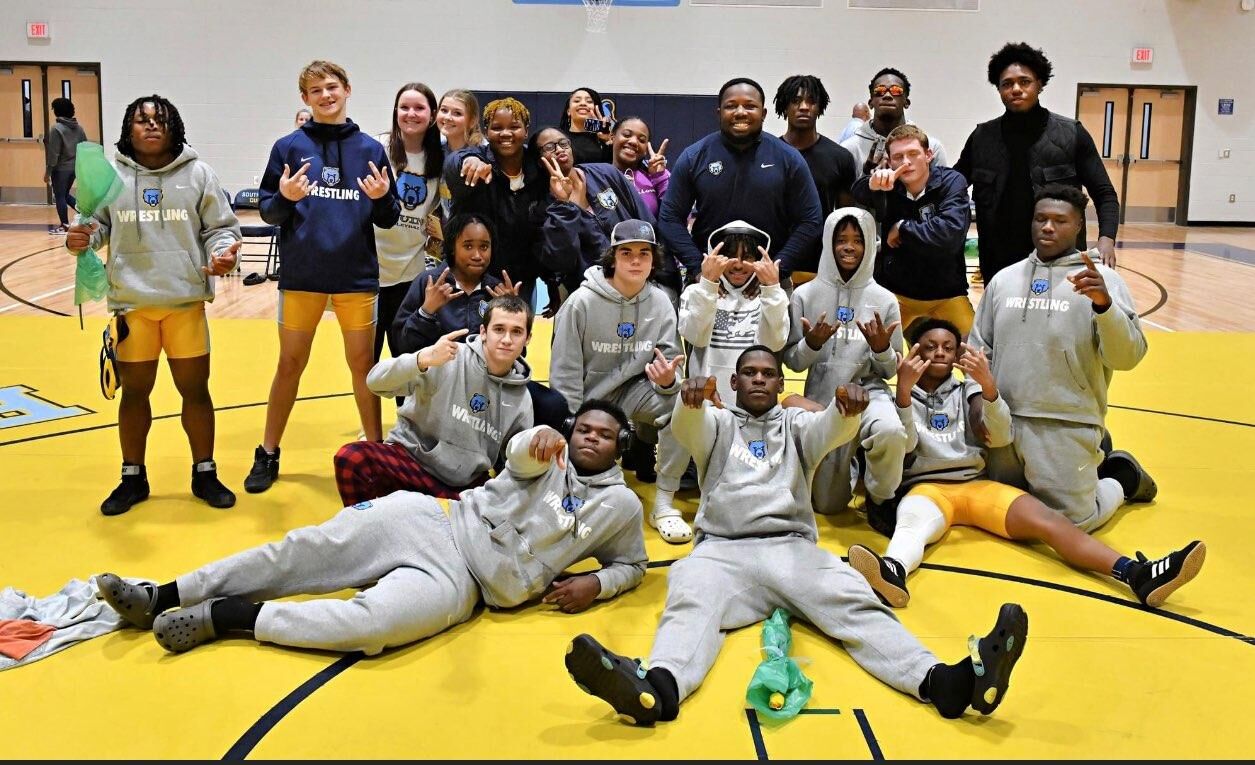 South Florence wrestling wins region duals title in second year BVM