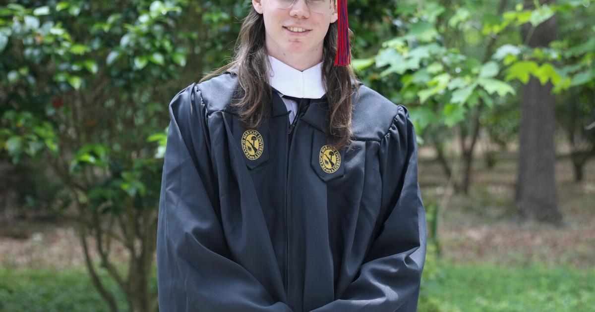 FMU opens the world to Dillon native Curtis McLaurin