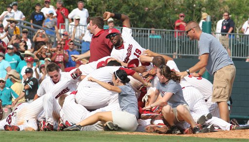 South Carolina wins 2010 CWS on Whit Merrifield walk-off hit 