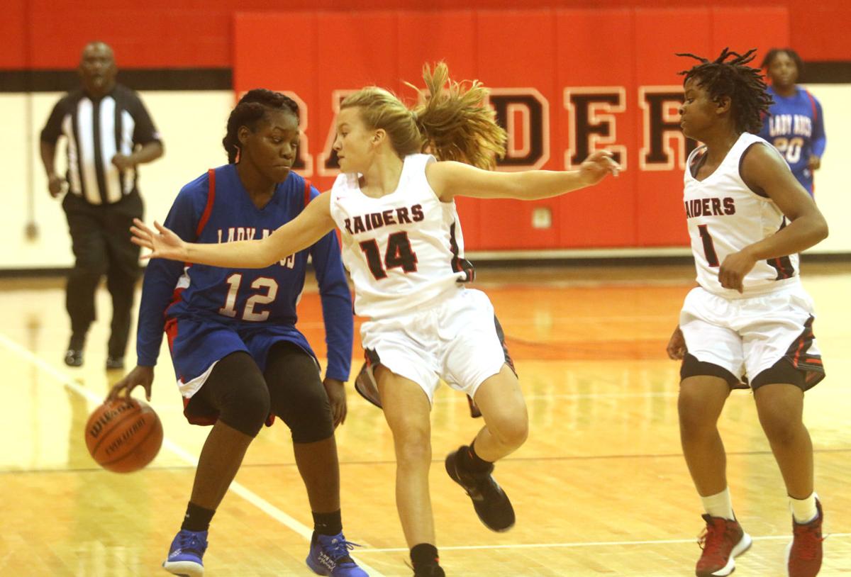 Mullins Vs Hannah Pamplico Basketball Featured Scnow Com