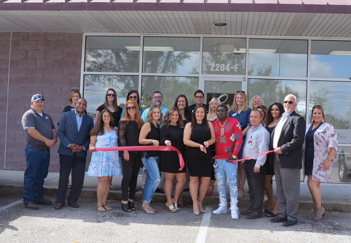 iBrow Deluxe Medical Spa holds ribbon cutting