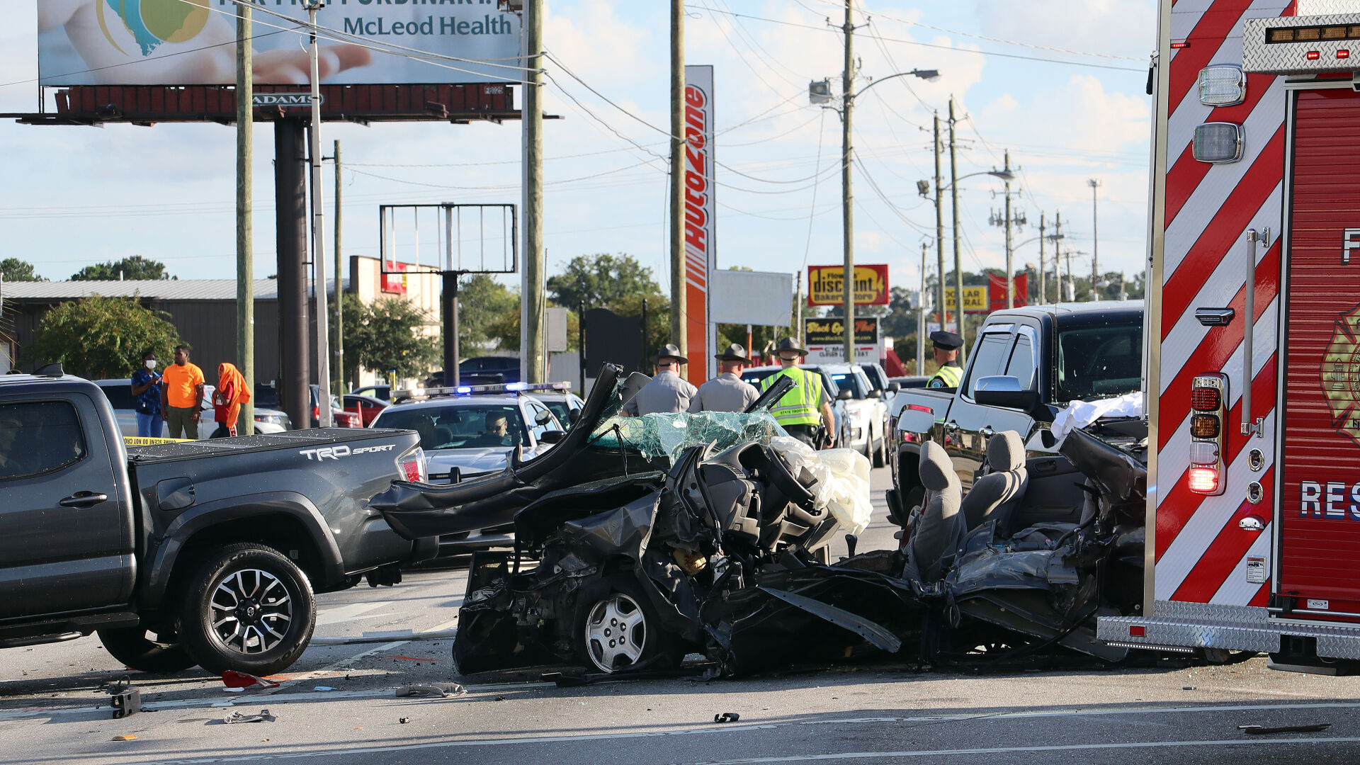 Wednesday Evening Six-car Crash Closes Irby Street, Cherokee Road