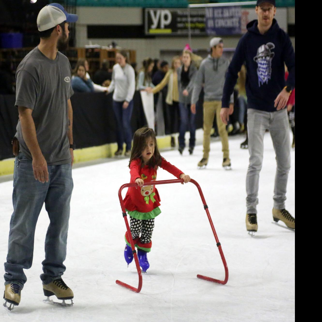 Skaters Take To The Ice In Florence Business Scnow Com