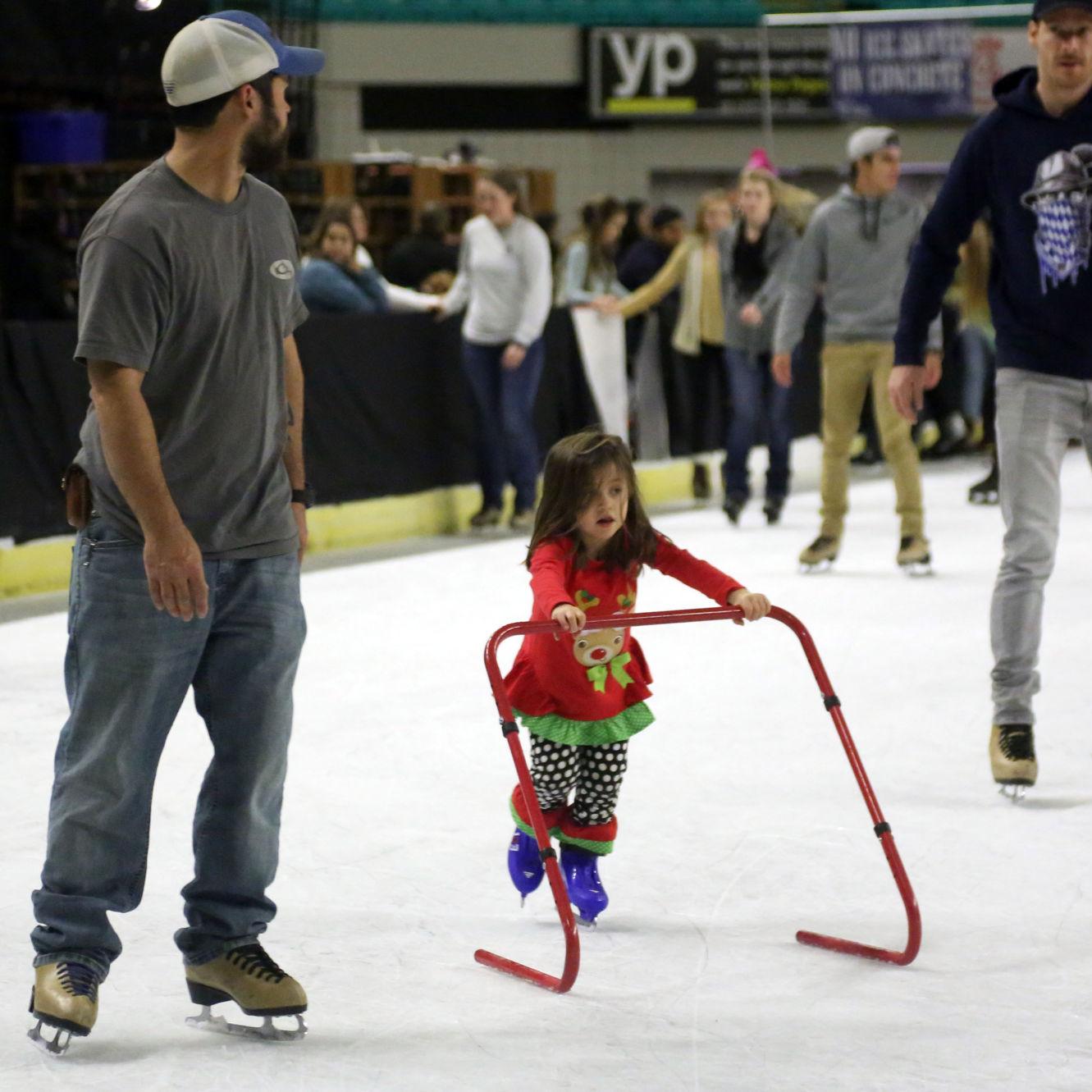 Skaters Take To The Ice In Florence Business Scnow Com