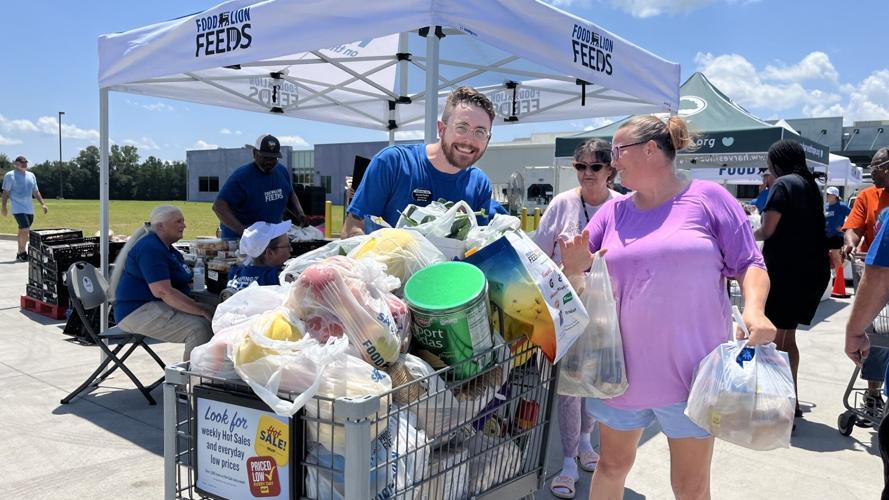 Food Lion, Kellanova awards $30,000 in support of Harvest Hope Food Bank
