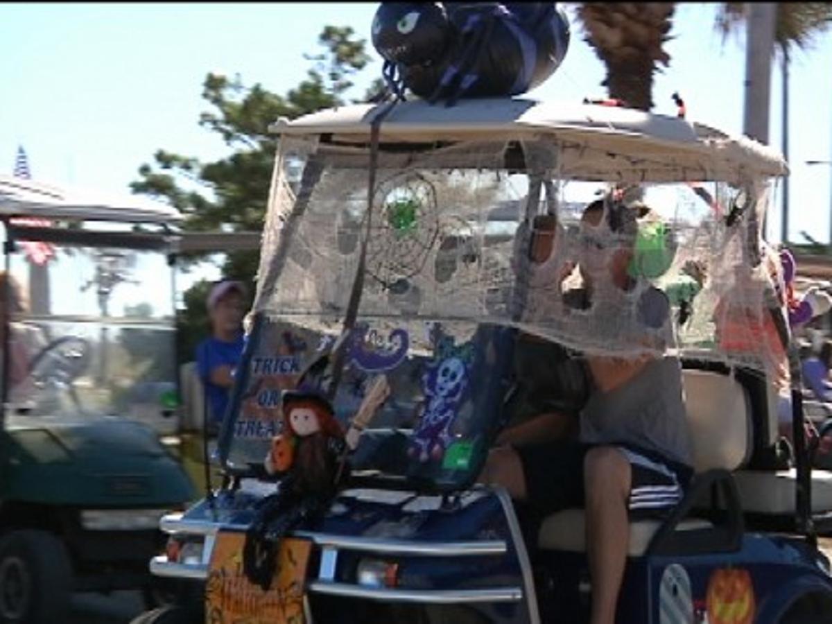 Surfside Beach Campers Decorate Golf Carts For Halloween Local News Scnow Com