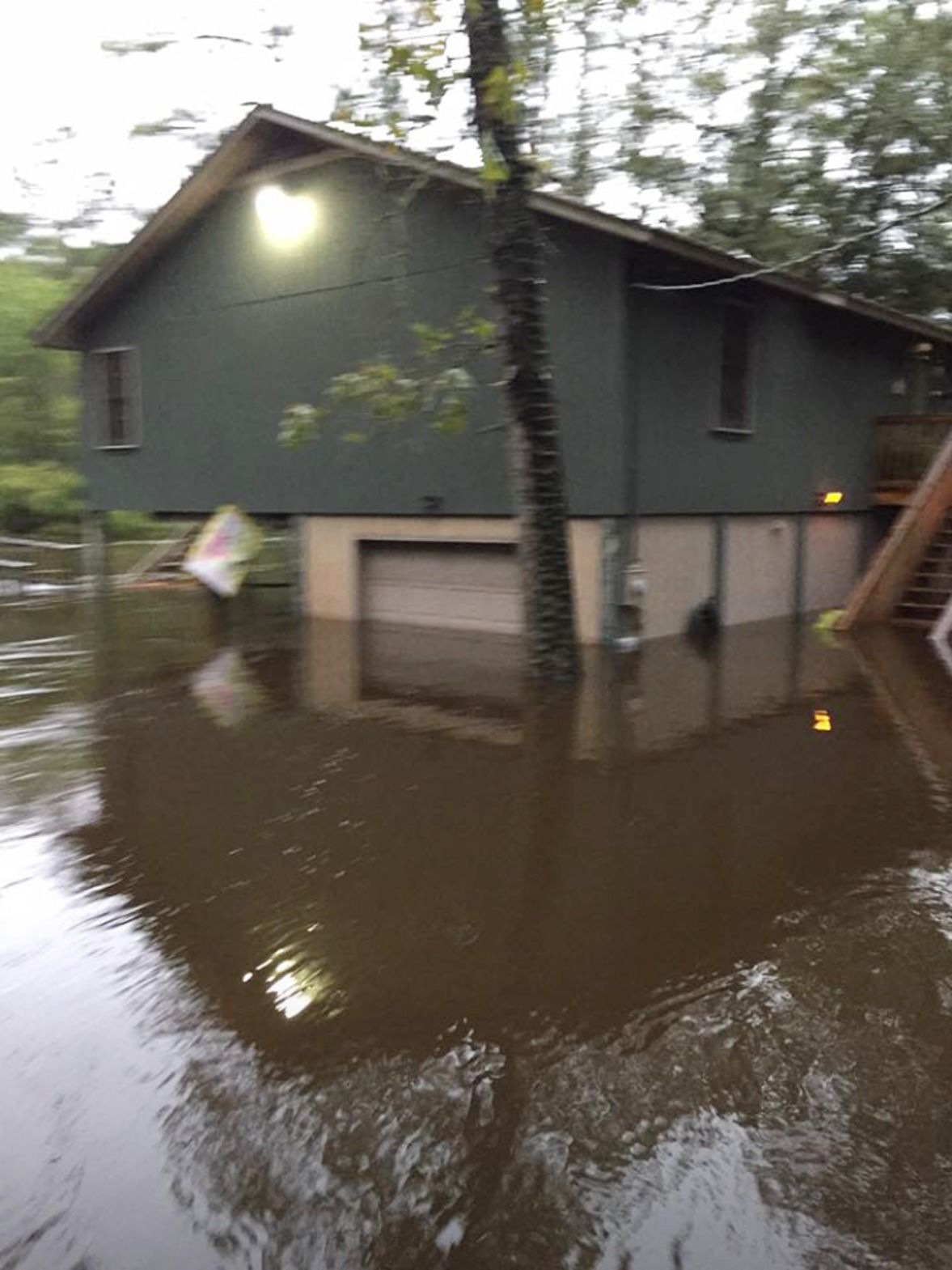 Effingham residents brace for flood from Lynches River Local News