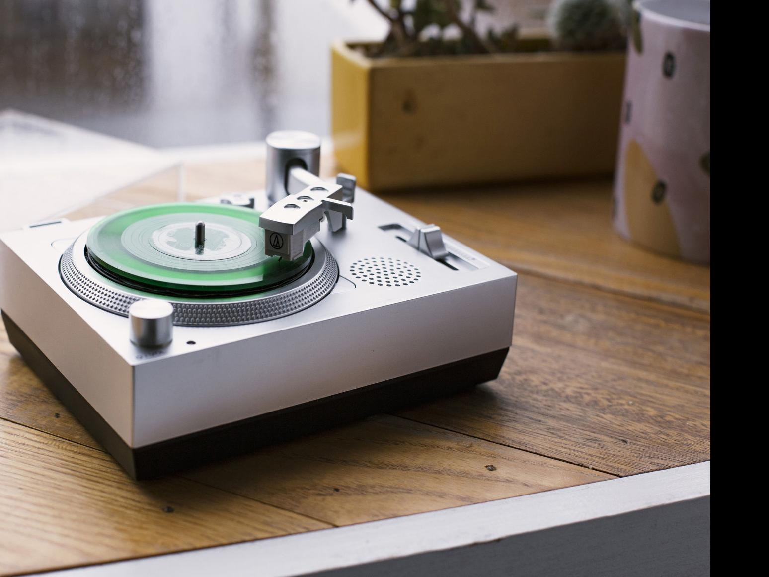 Past And Present Combine In Mini Turntable Business News Scnow Com