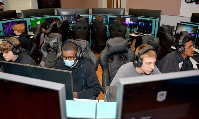 Darlington County Schools Daredevils' eSports program launches districtwide