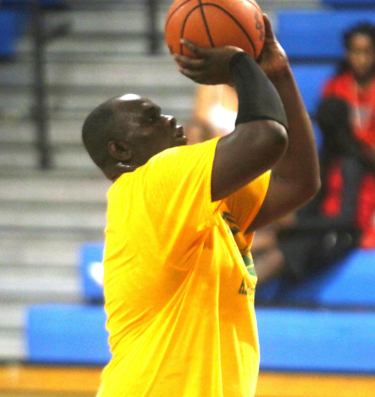 Coach Mark Gerald Annual Marion County Alumni Basketball Game is a slam
