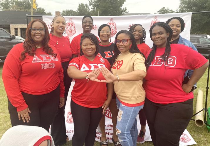 Mullins Police Department treats public to National Night Out festival