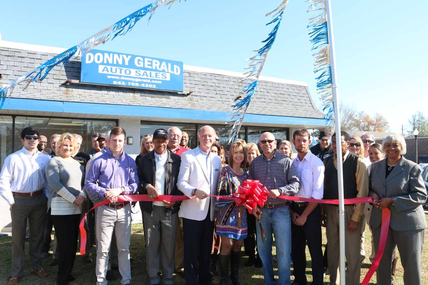 Donny Gerald Auto Sales opens in Mullins